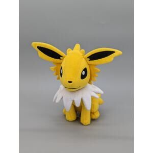 Tomy Pokémon Jolteon 8” Yellow Plush Plushy Stuffed Animal Evie Evolution